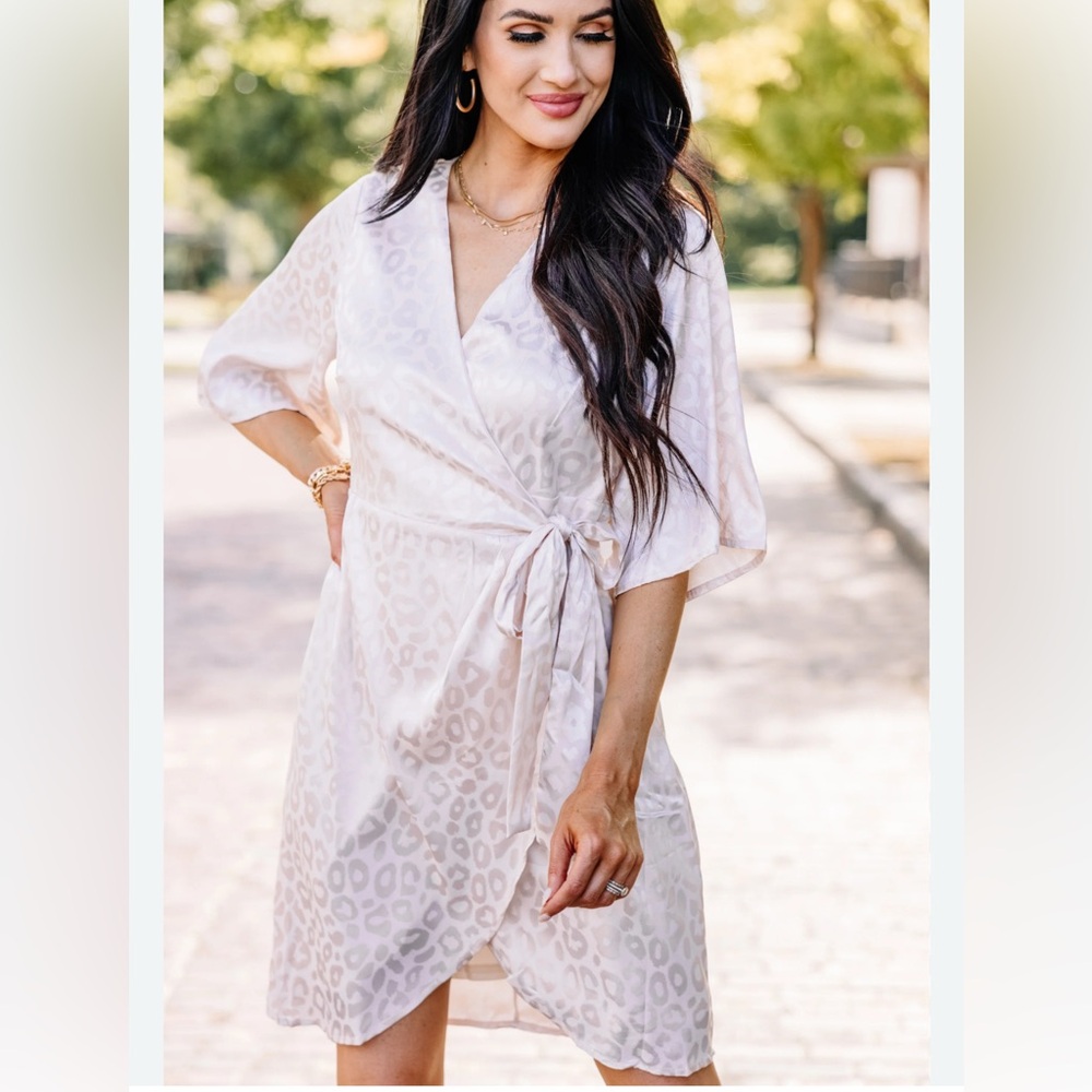 Savannah Jane Chic Leopard Print Wrap Dress - image 1